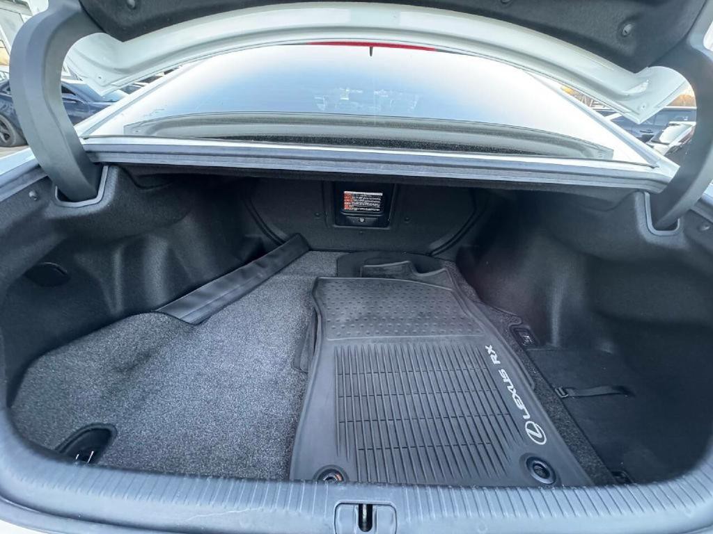 2015 Lexus RC F Image 31