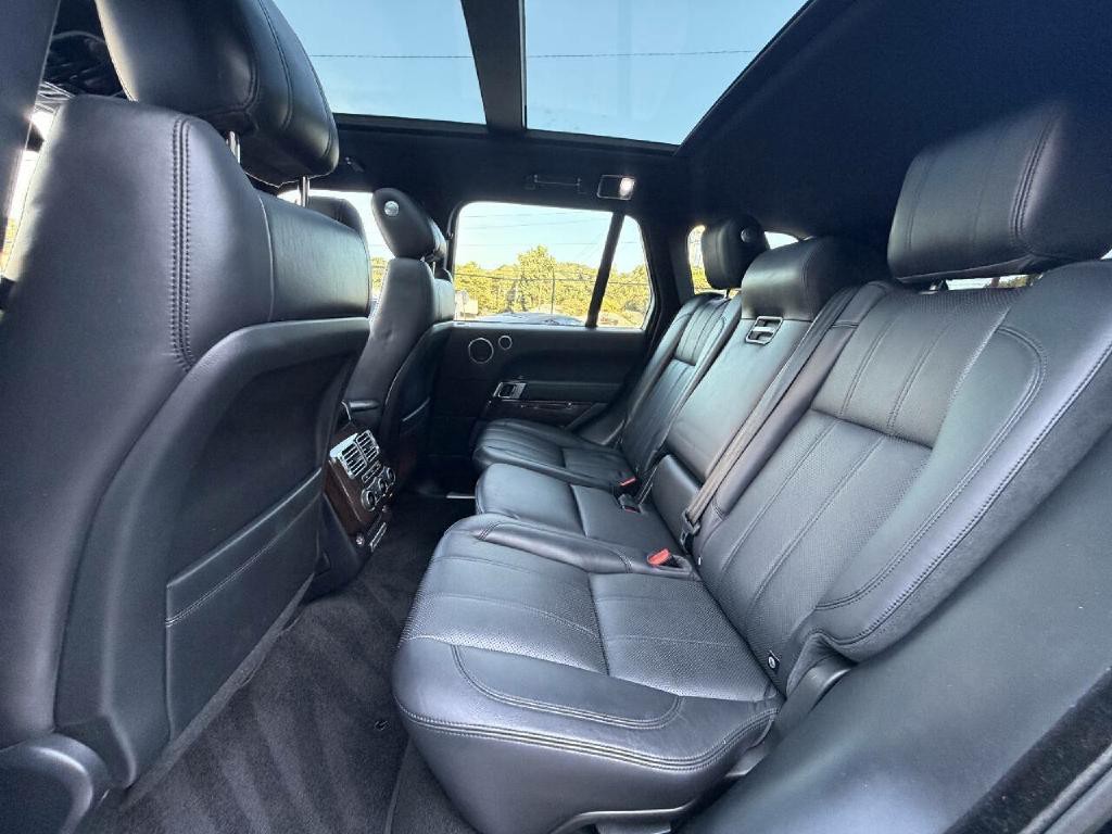 2014 Land Rover Range Rover Image 9
