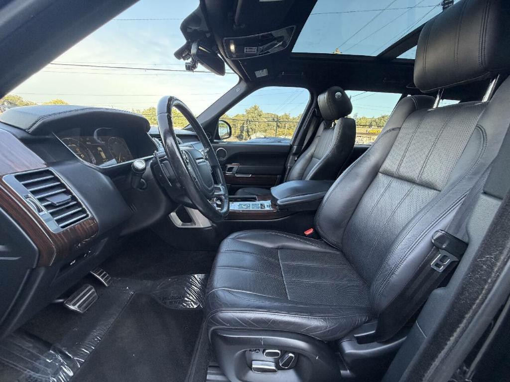 2014 Land Rover Range Rover Image 22