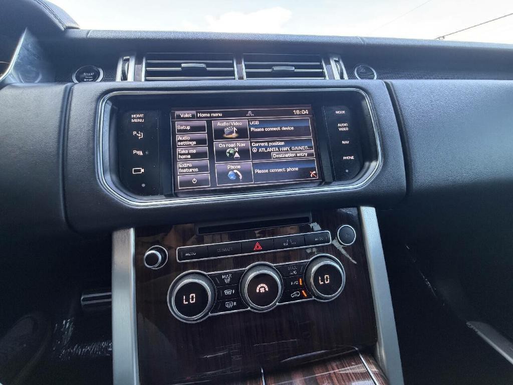 2014 Land Rover Range Rover Image 26
