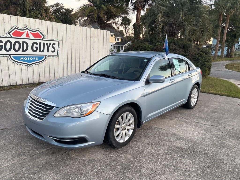2014 Chrysler 200 Image 7