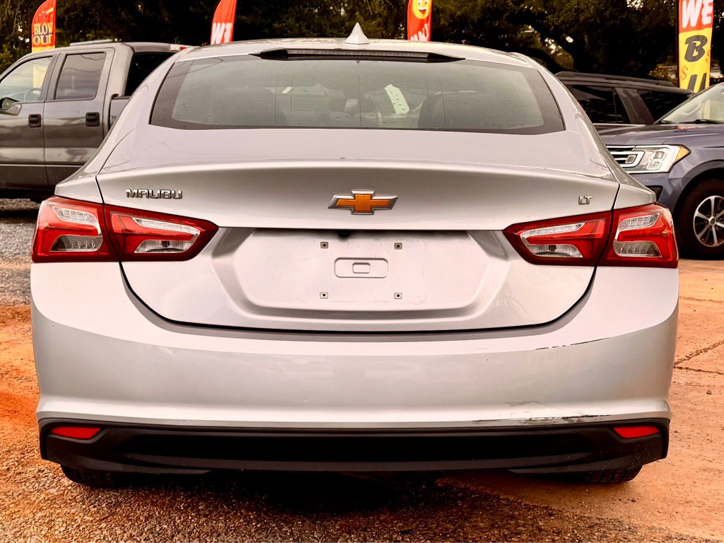 2020 Chevrolet Malibu Image 6