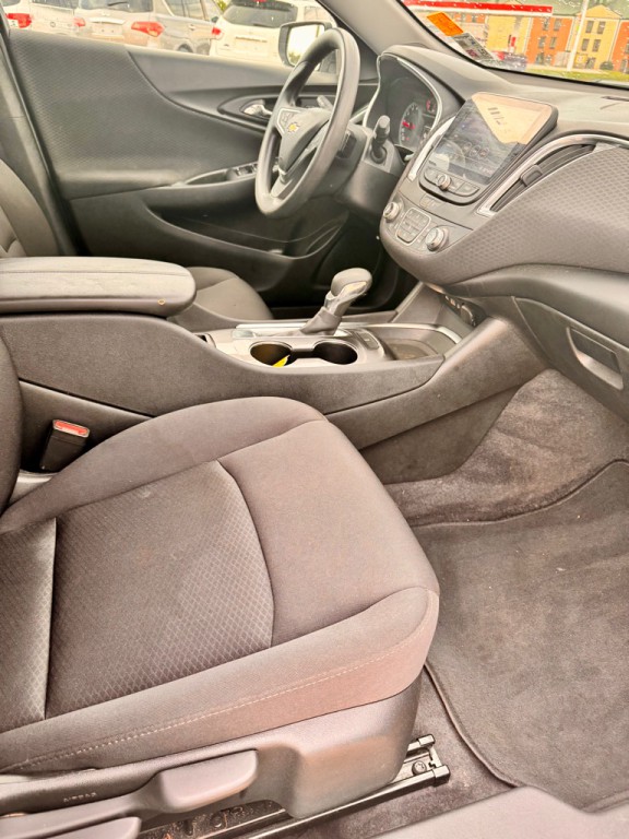2020 Chevrolet Malibu Image 13