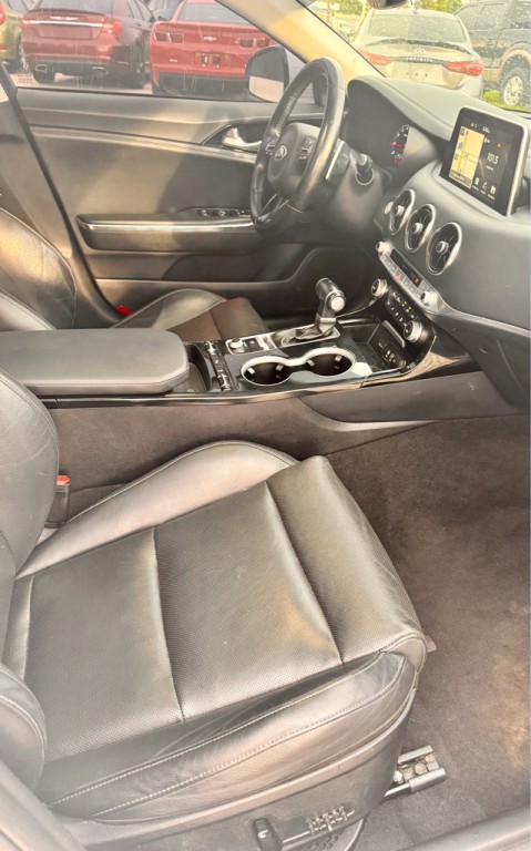 2018 Kia Stinger Image 12