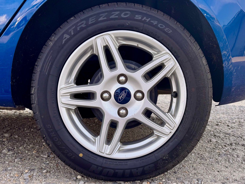 2019 Ford Fiesta Image 9