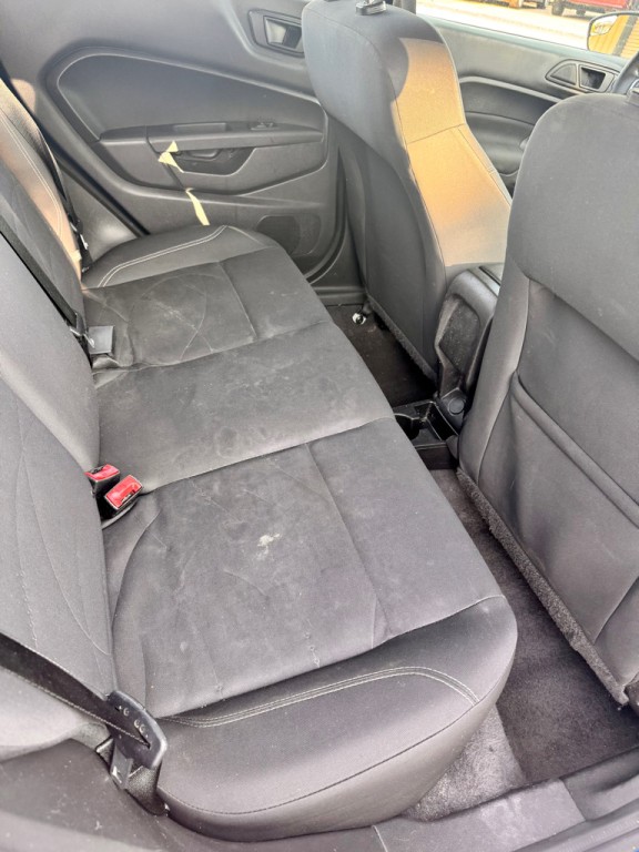 2019 Ford Fiesta Image 15