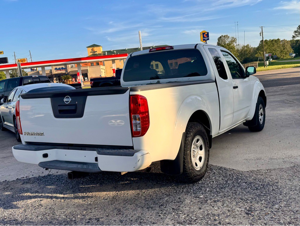2018 Nissan Frontier Image 5