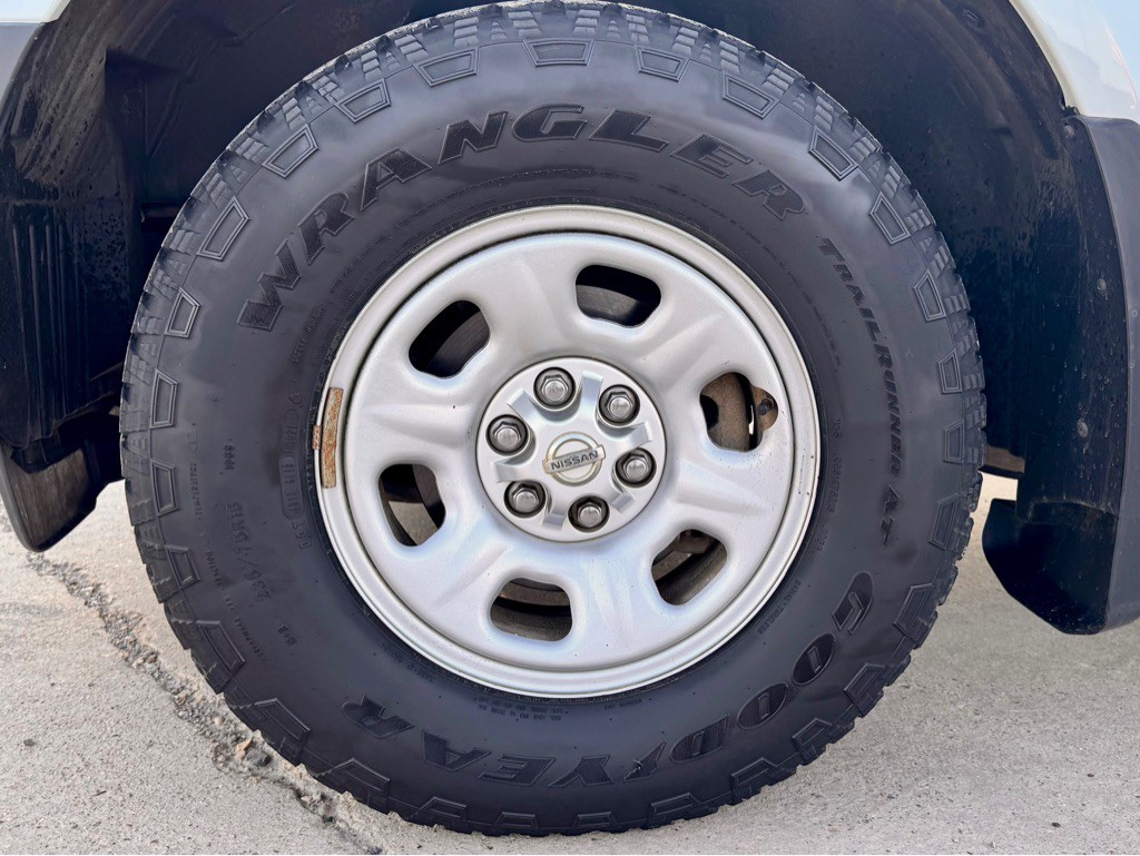 2018 Nissan Frontier Image 9