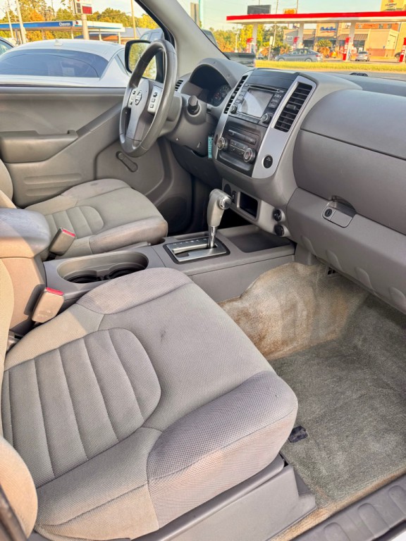 2018 Nissan Frontier Image 12