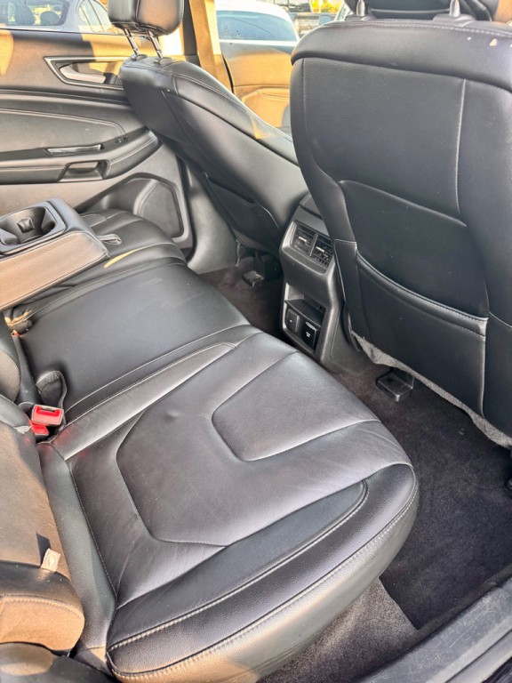 2020 Ford Edge Image 14