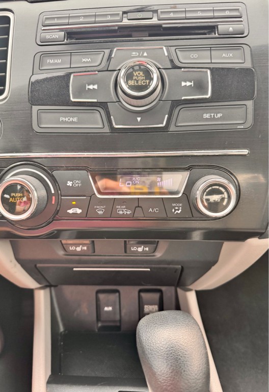 2013 Honda Civic Image 17