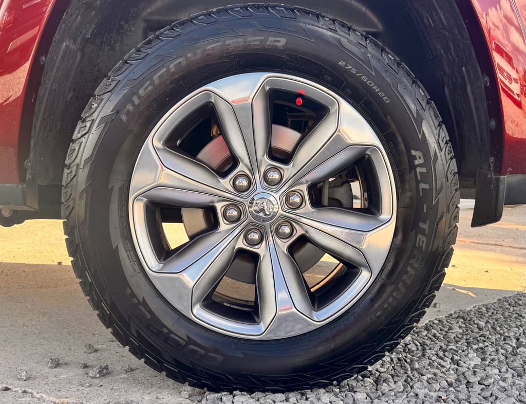 2019 RAM 1500 Image 9