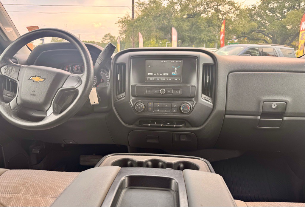 2018 Chevrolet Silverado 1500 Image 12