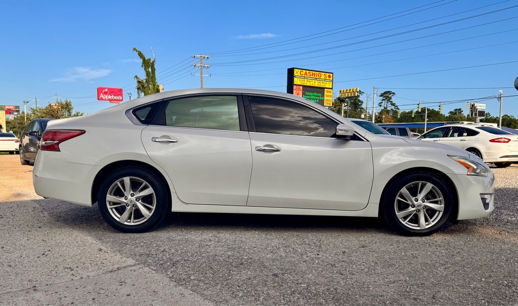 2013 Nissan Altima Image 4