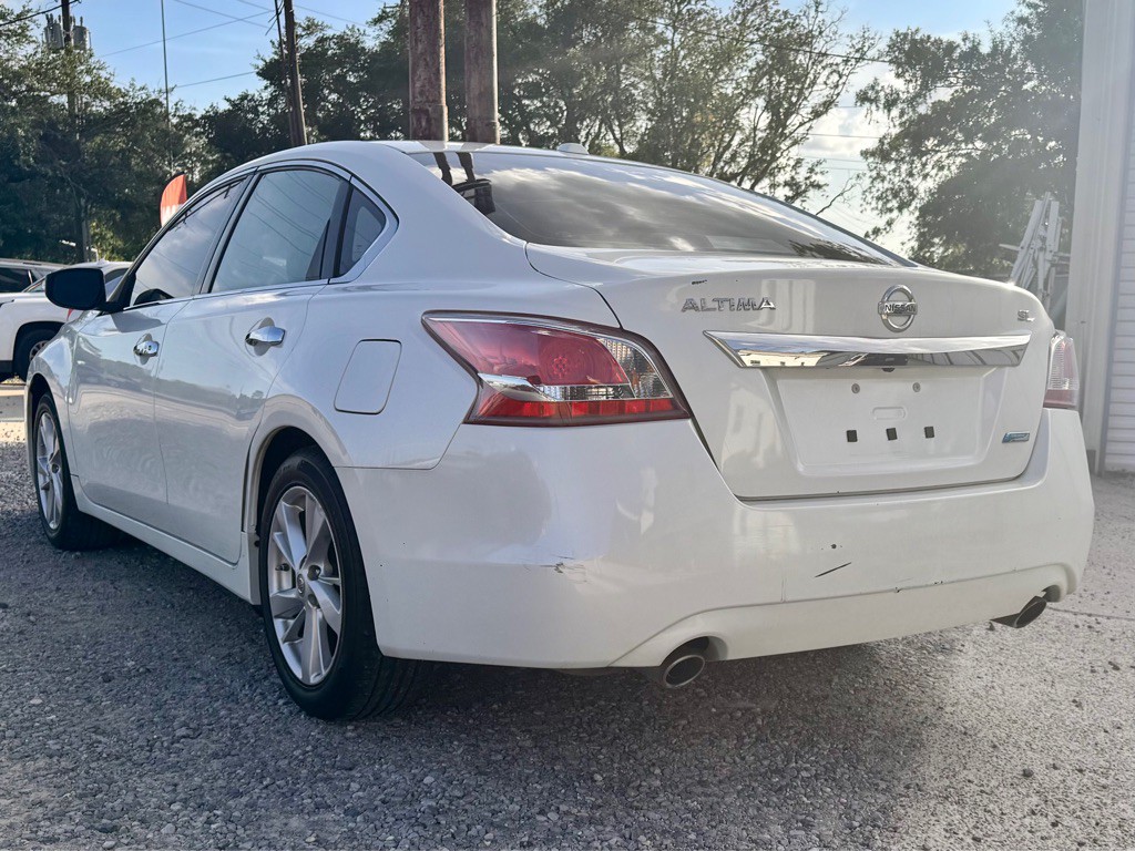 2013 Nissan Altima Image 7
