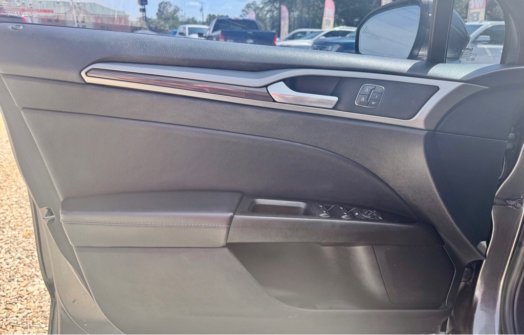 2019 Ford Fusion Image 10