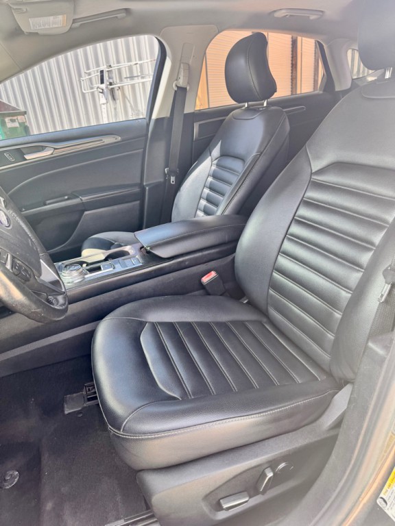 2019 Ford Fusion Image 11
