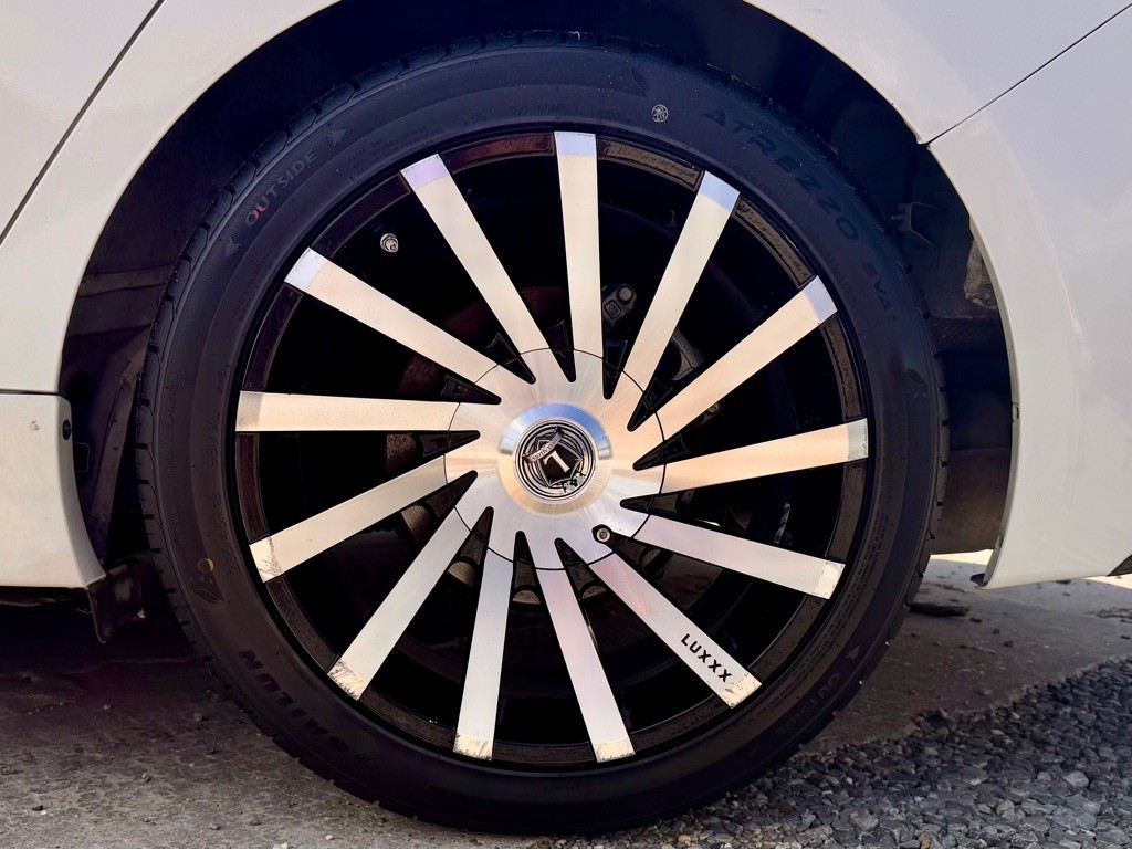 2019 Kia Optima Image 9
