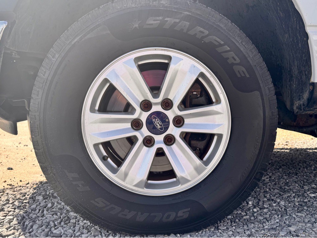 2013 Ford F-150 Image 9