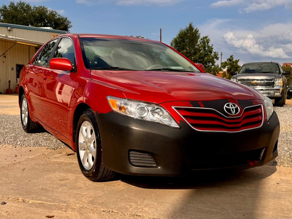 2011 Toyota Camry Image 3