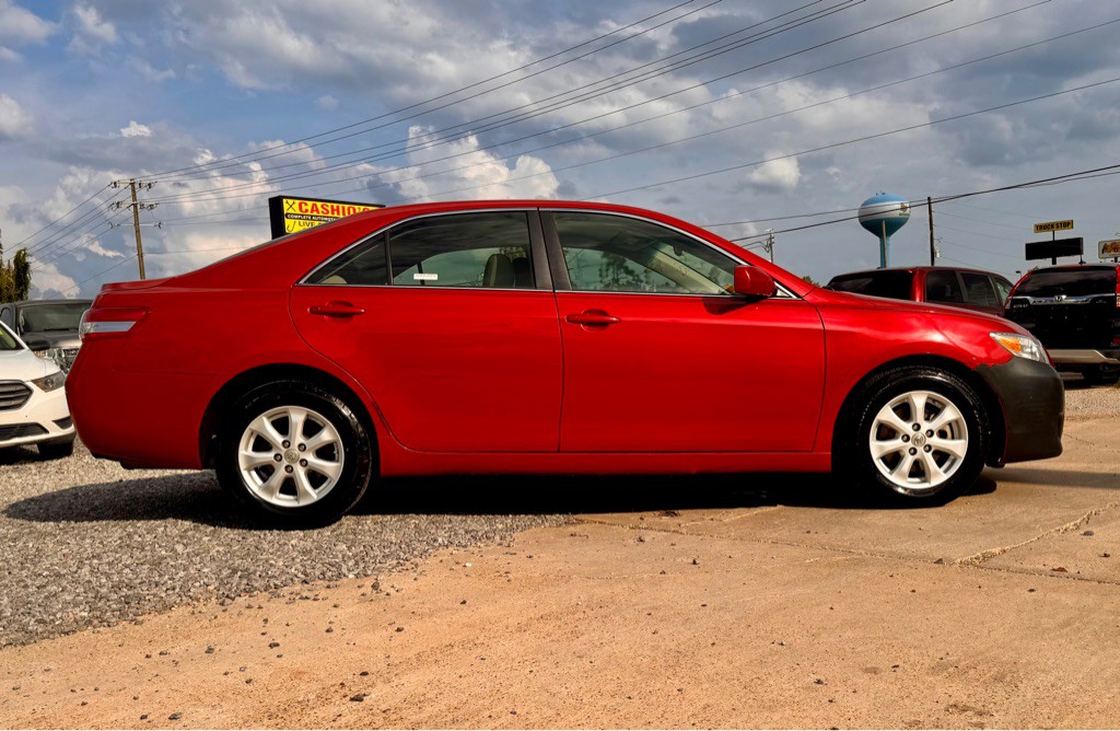 2011 Toyota Camry Image 4