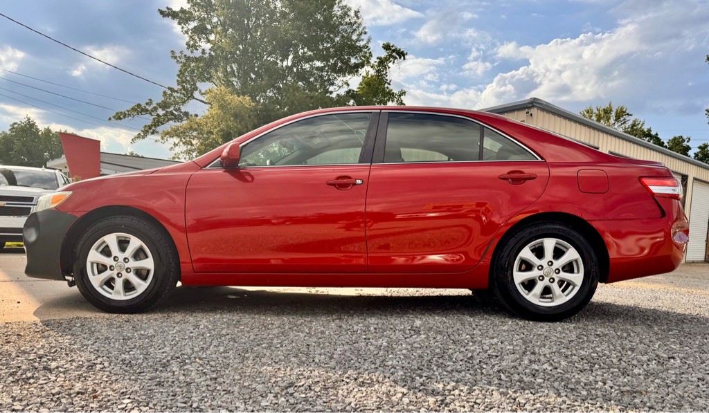 2011 Toyota Camry Image 8