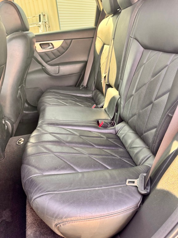 2009 INFINITI FX35 Image 13
