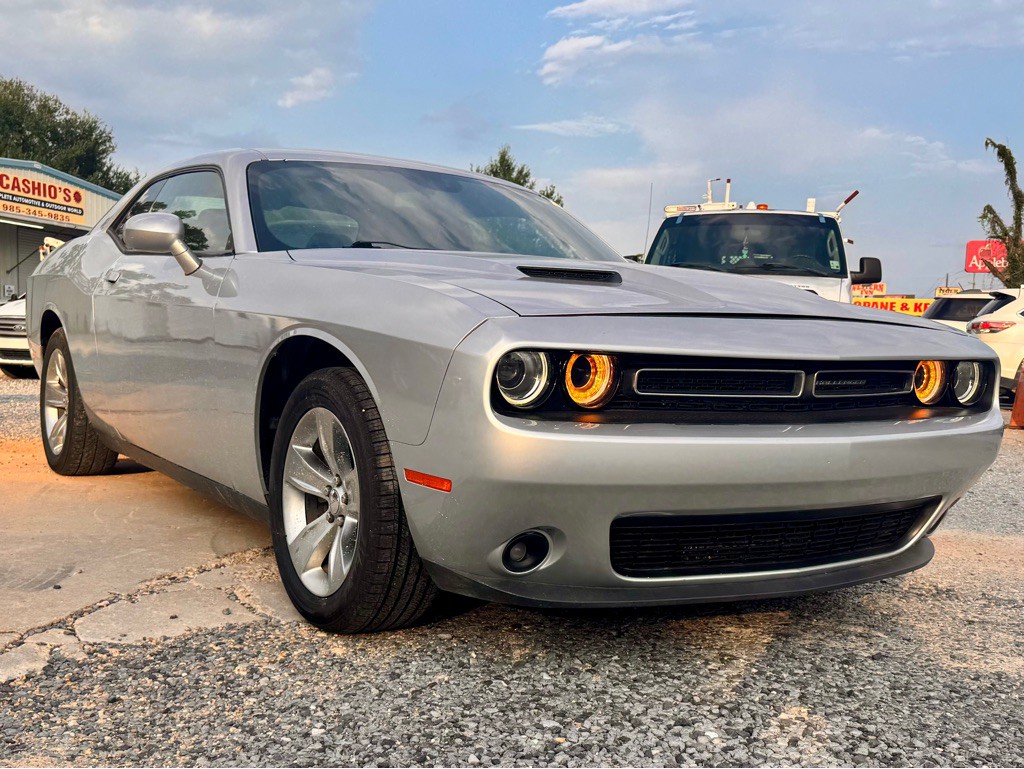 2021 Dodge Challenger Image 3