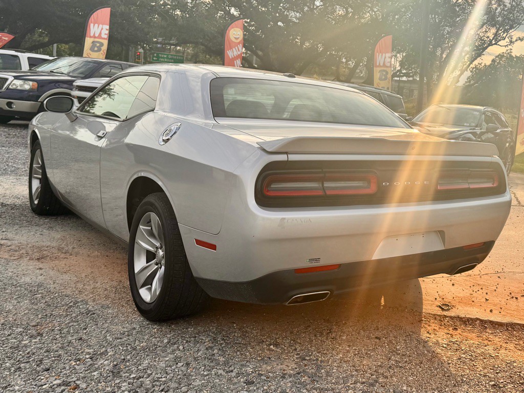 2021 Dodge Challenger Image 7