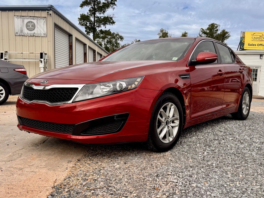 2011 Kia Optima Image 1