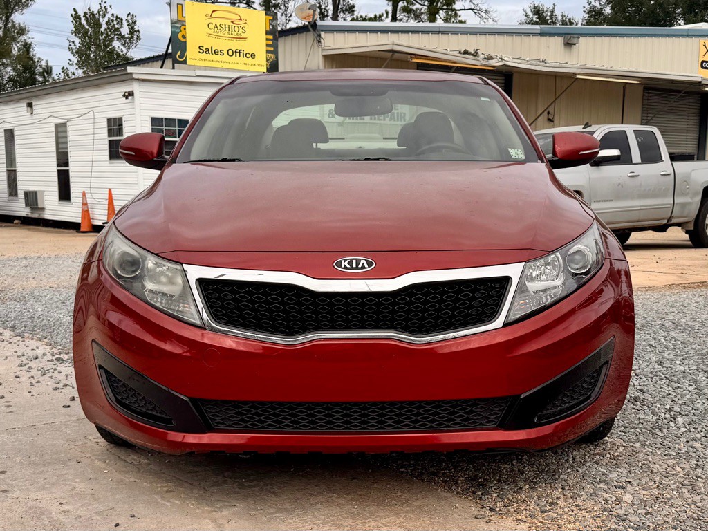 2011 Kia Optima Image 2