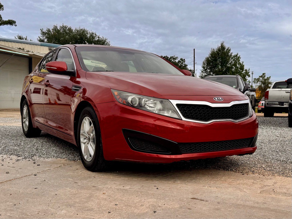 2011 Kia Optima Image 3