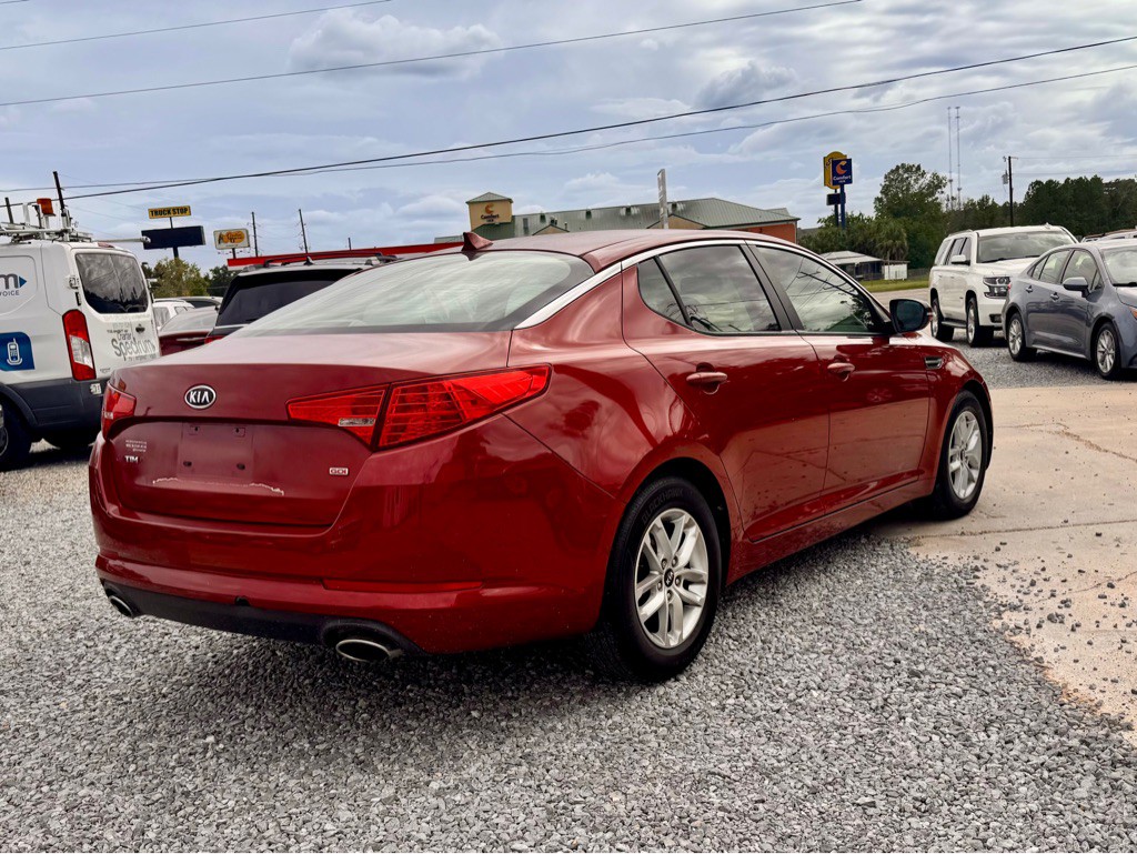 2011 Kia Optima Image 5