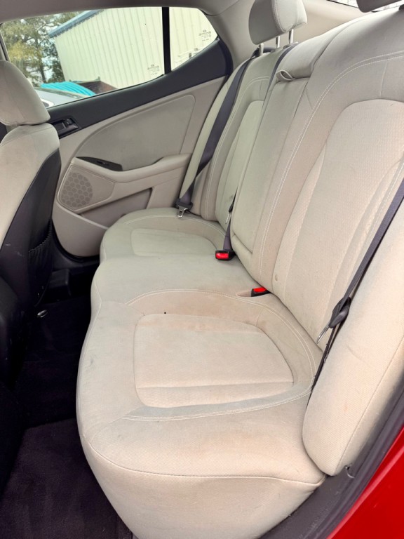 2011 Kia Optima Image 14
