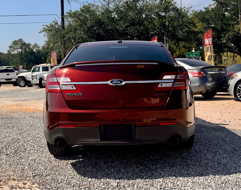 2015 Ford Taurus Image 6