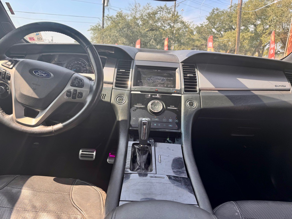 2015 Ford Taurus Image 12