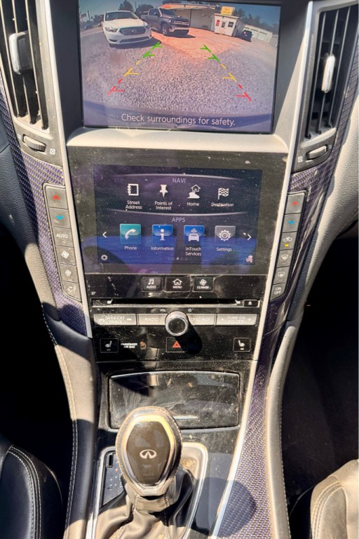 2017 INFINITI Q60 Image 12