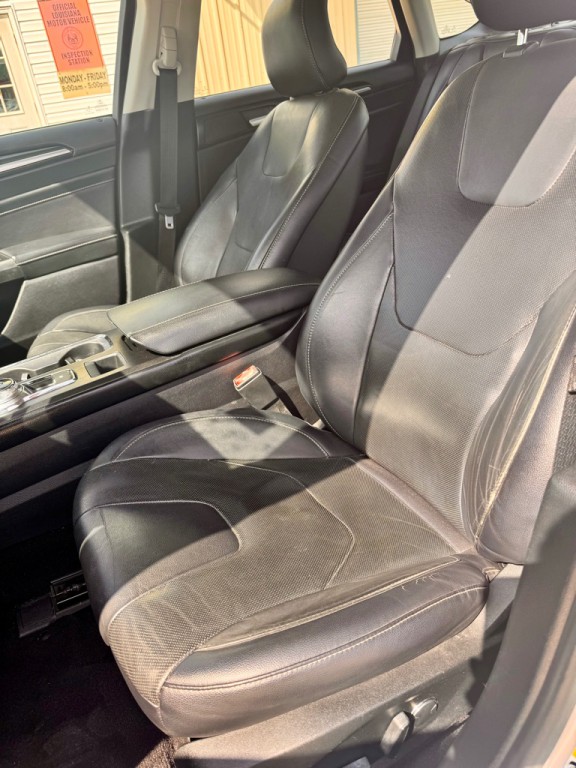 2019 Ford Fusion Image 11