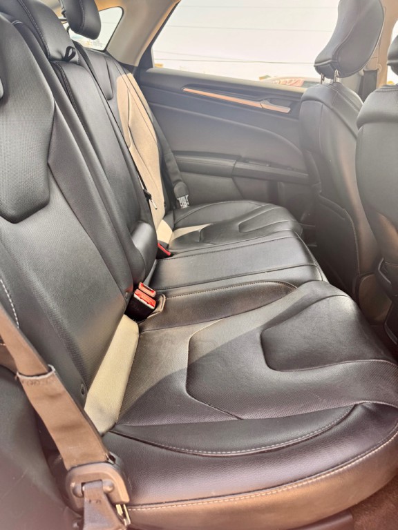2019 Ford Fusion Image 14