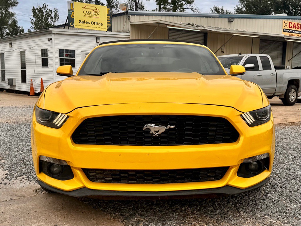 2017 Ford Mustang Image 2
