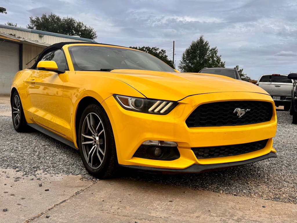 2017 Ford Mustang Image 3