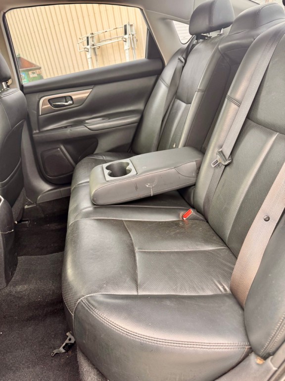 2015 Nissan Altima Image 14