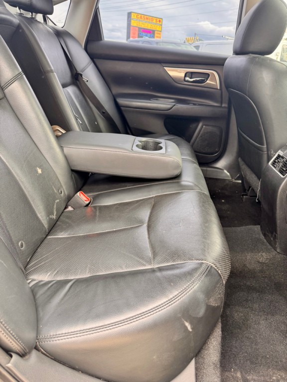 2015 Nissan Altima Image 15