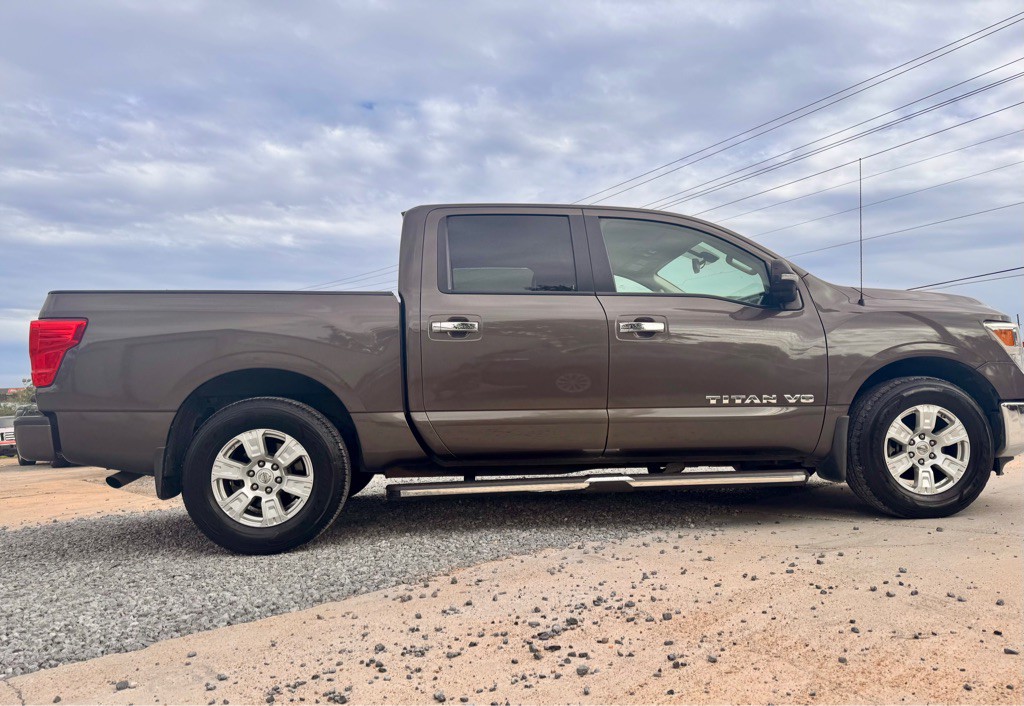 2019 Nissan Titan Image 4