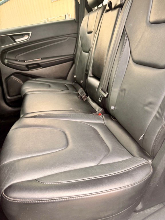 2018 Ford Edge Image 14