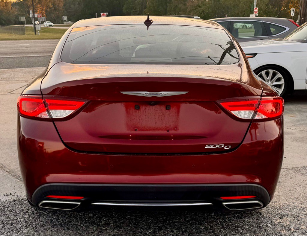 2015 Chrysler 200 Image 6