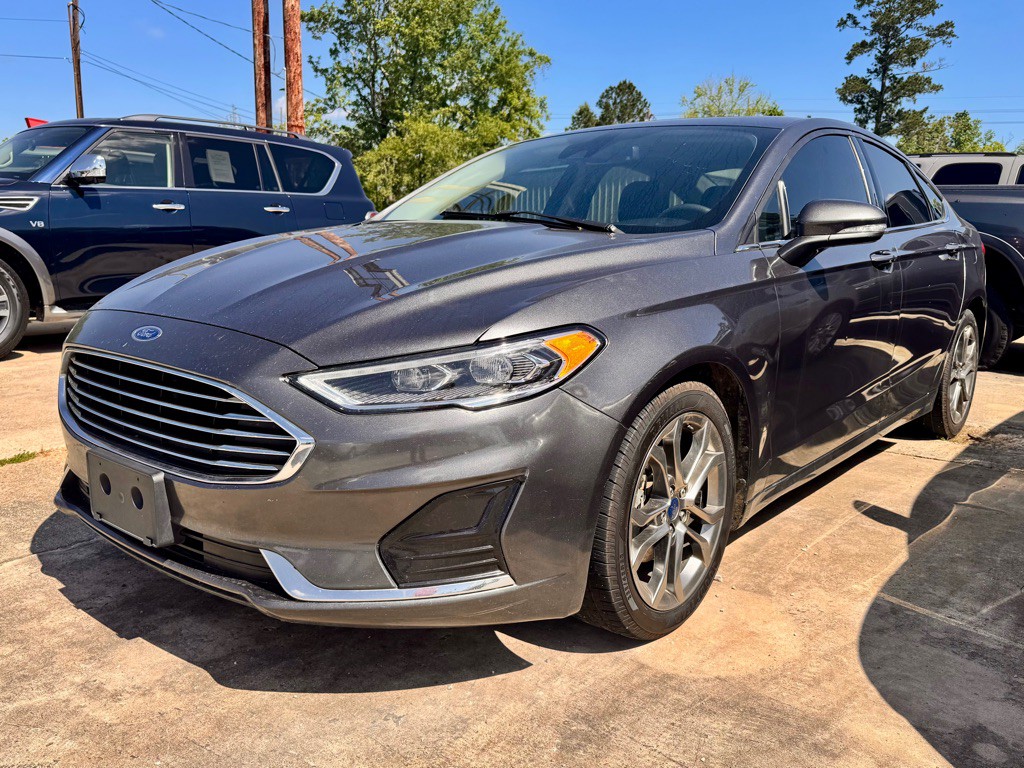2017 Ford Fusion Image 1