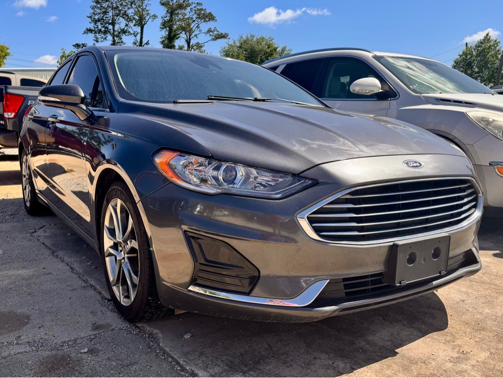 2017 Ford Fusion Image 3