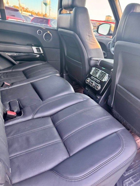 2015 Land Rover Range Rover Image 15