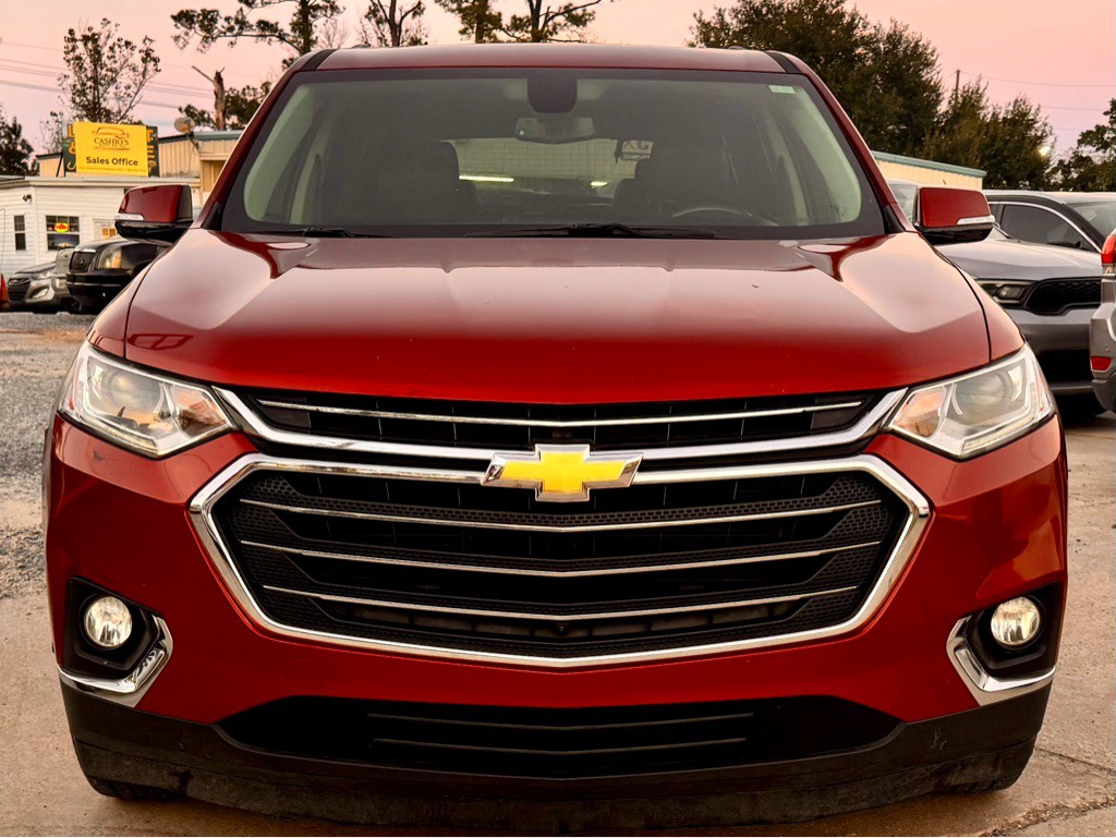 2018 Chevrolet Traverse Image 2